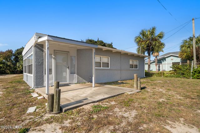 $2,000 | 215 Malaga Place, Unit A | Laguna Beach on the Gulf of Mexico