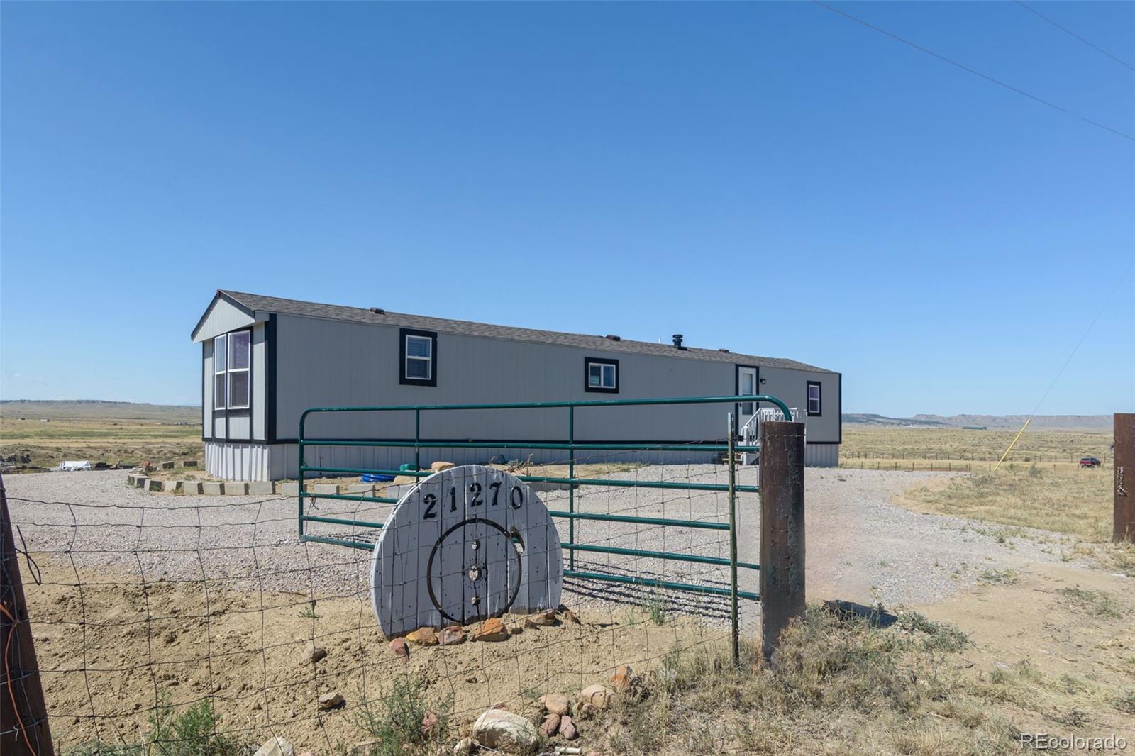 a view of a garage