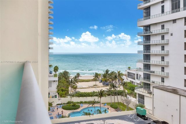 $2,200 | 4001 South Ocean Drive, Unit 8D | South Central Beach