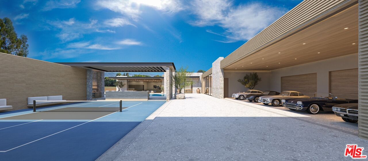 a outdoor space with patio furniture and a ceiling fan