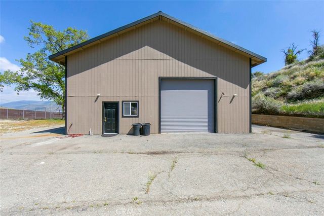 $1,049,000 | 180 Landfill Road | Lebec