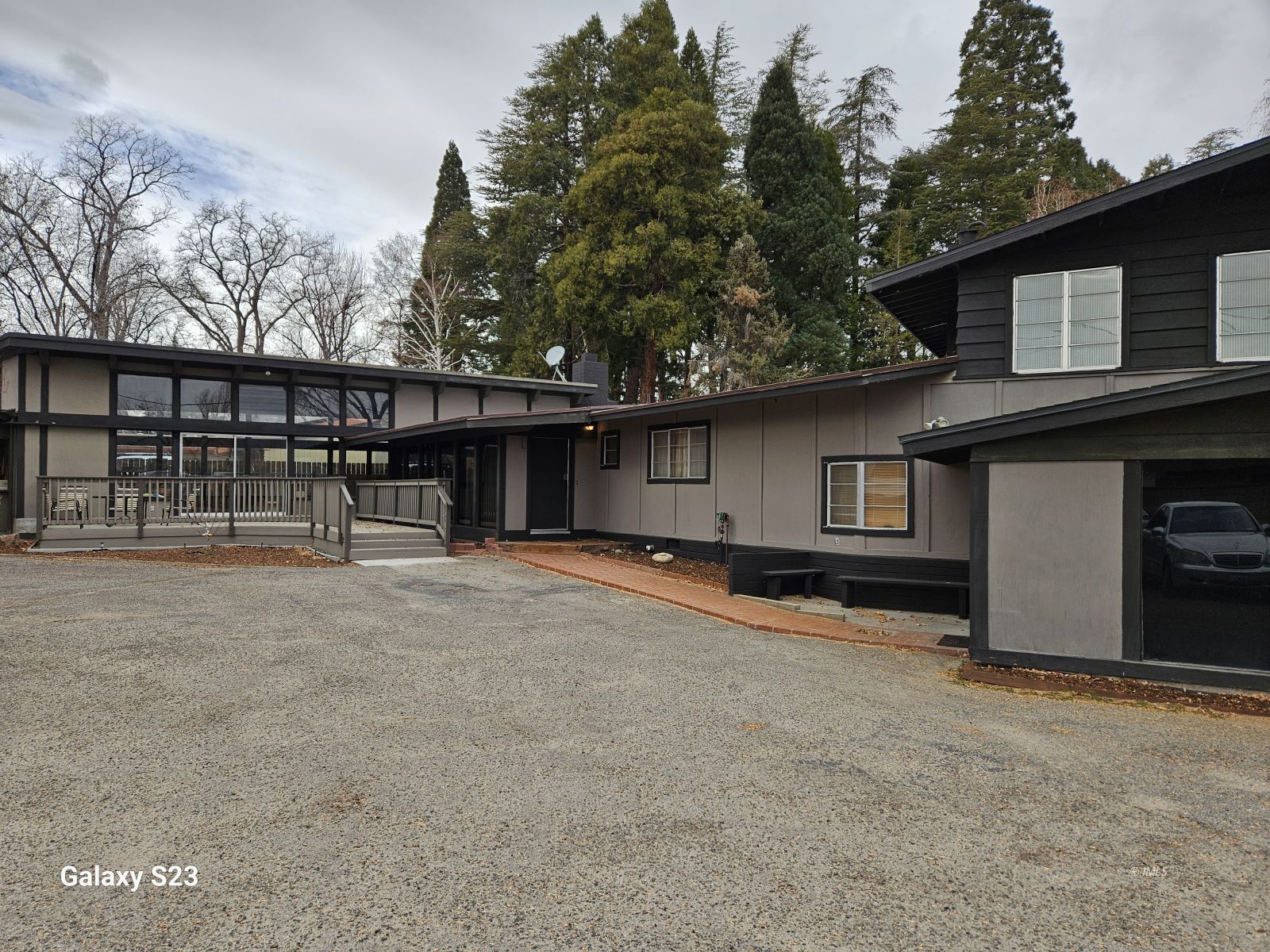 a view of a house with a outdoor space