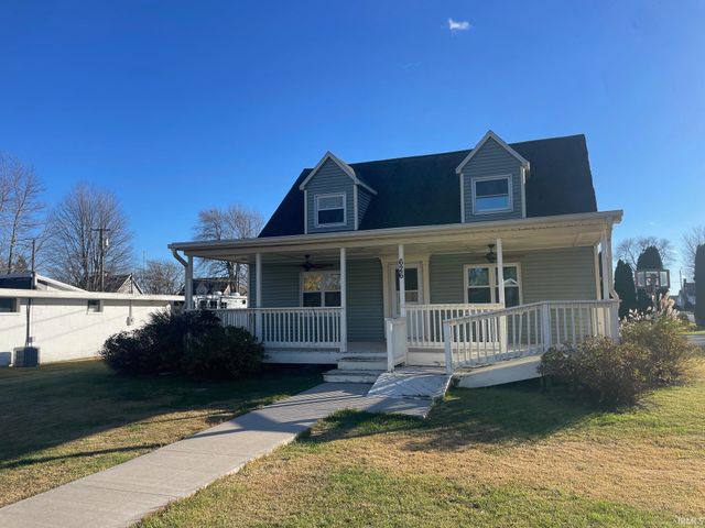 $199,900 | 626 West Yellow Street | Francesville