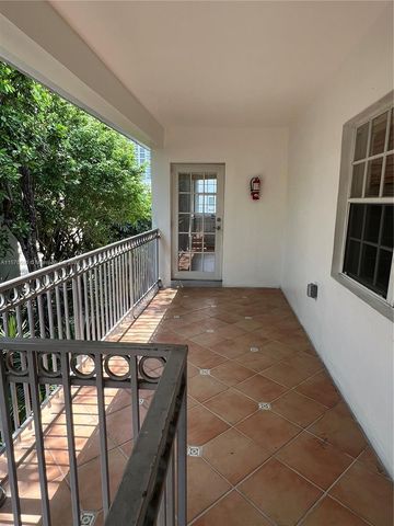 $3,700 | 1561 West Avenue, Unit 3 | Flamingo-Lummus