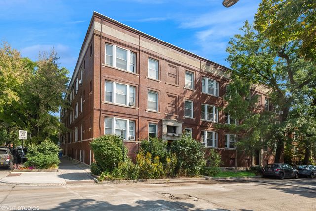 $259,000 | 5257 North Winthrop Avenue, Unit 2 | Edgewater Beach