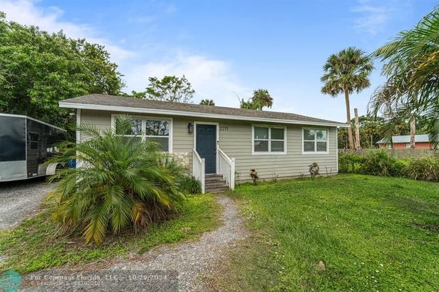 $270,000 | 2211 North 44th Street | Fort Pierce North