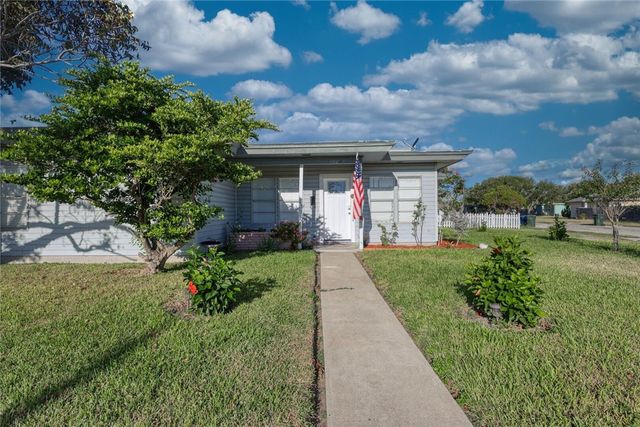 $269,000 | 502 Waverly Drive | Midtown Corpus Christi