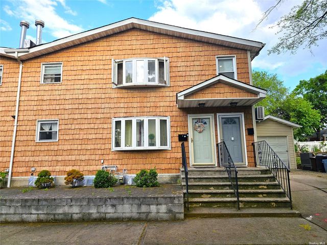 $799,999 | 135-07 223rd Street | Laurelton