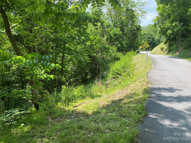 $14,500 | Lot 33 Grandview Cliff Heights | Ivy Hill Township - Haywood County