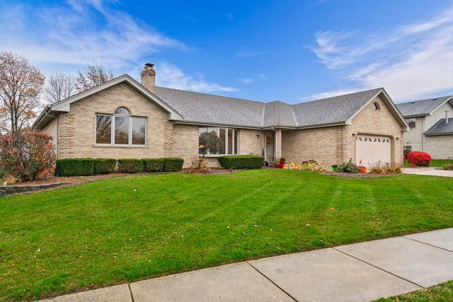 $579,900 | 19435 Kevin Avenue | Mokena