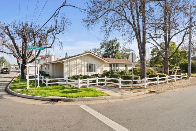 $1,699,000 | 600 South Baywood Avenue | Winchester