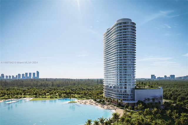 $2,735,100 | 2411 Laguna Circle, Unit 2601 | North Miami