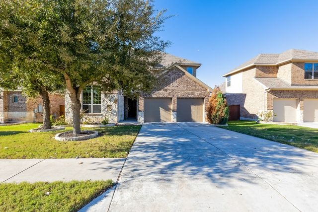 $639,900 | 404 Garner Park Drive | Parkside at Mayfield Ranch