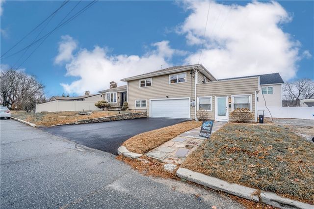 $599,999 | 189 Kearney Street | Garden City