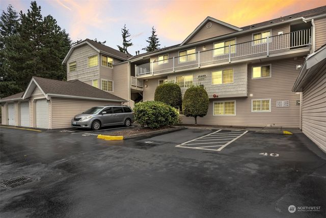 $365,000 | 12403 4th Avenue West, Unit 1102 | Paine Field-Lake Stickney