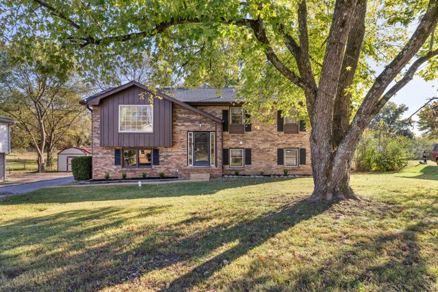 $415,000 | 111 Connie Drive | Hendersonville