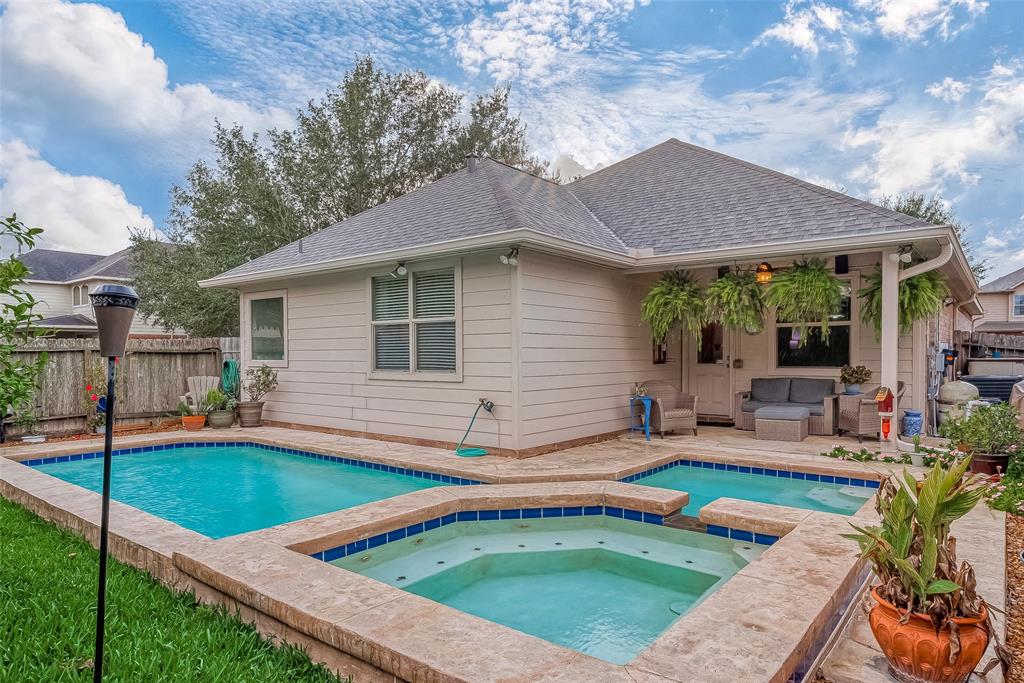 Stop the car!! You are not going to want to miss this lovely home! Three bedrooms, 2 bathrooms and a fabulous outdoor space!