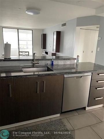 $179,900 | 2850 Somerset Drive, Unit 404L | Lauderdale Lakes East Gate