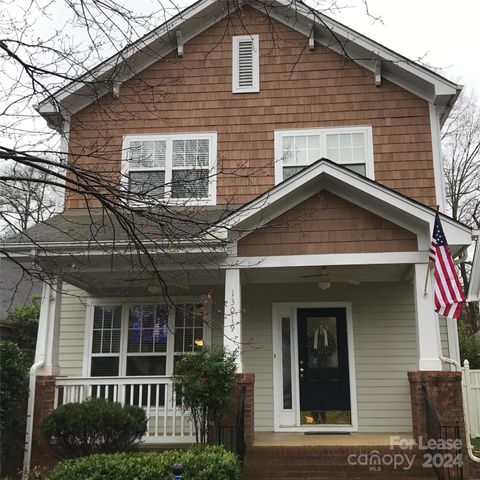 $2,395 | 13019 West Douglas Park Drive | Huntersville