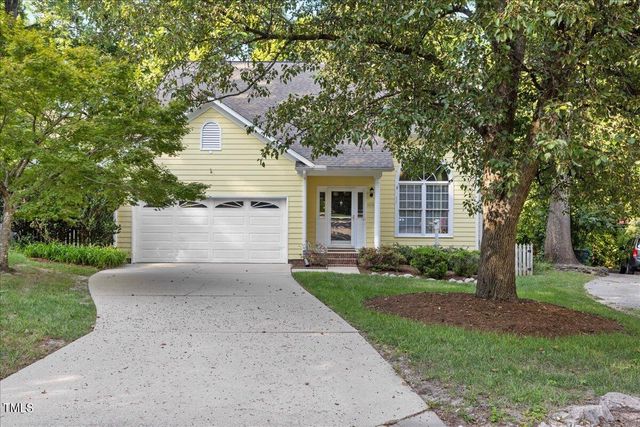 $499,900 | 6816 Chasewick Circle | Tealbriar