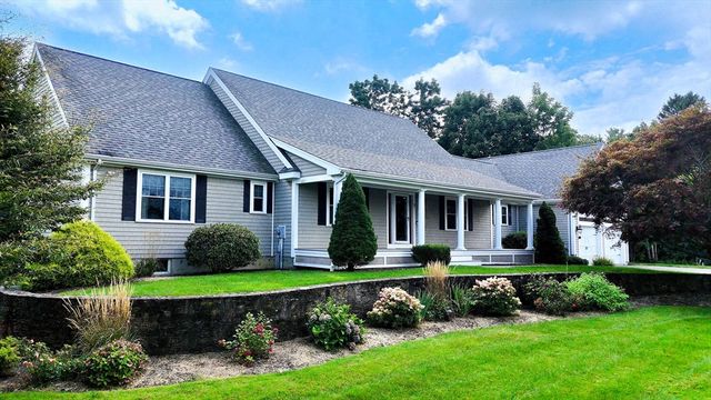 $1,199,000 | 41 Meeting House Hill Road | West Newbury