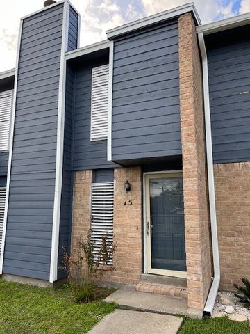 $1,350 | 7130 Everhart Road, Unit 15 | Southside