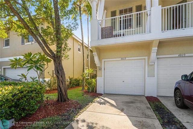 $2,600 | 4809 North Wickham Circle, Unit A | Delray Beach