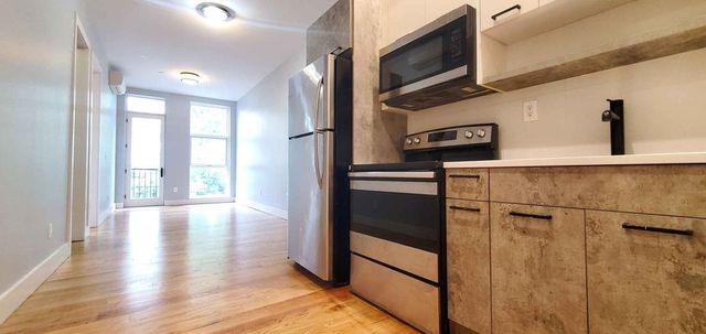 $2,775 | 1409 Bryant Avenue, Unit 2B | Crotona Park East