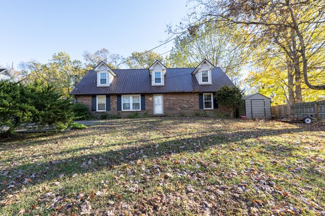 $299,999 | 136 Mossland Drive | Clarksville