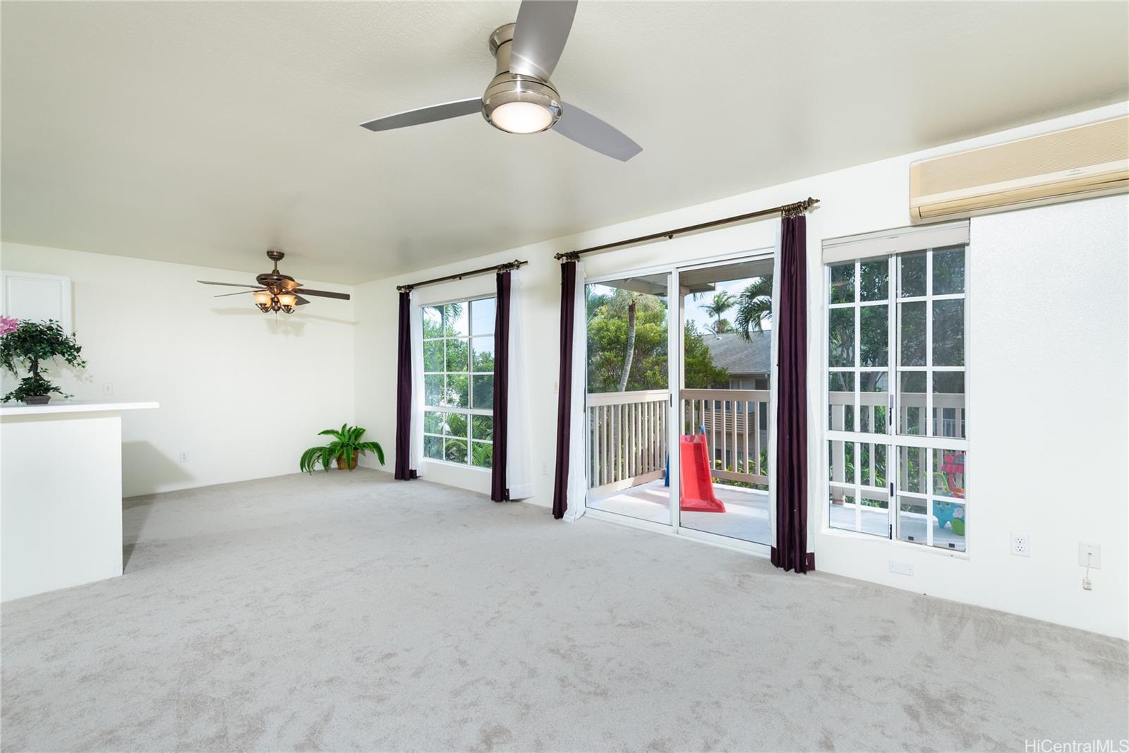 Large, spacious, airy living room.