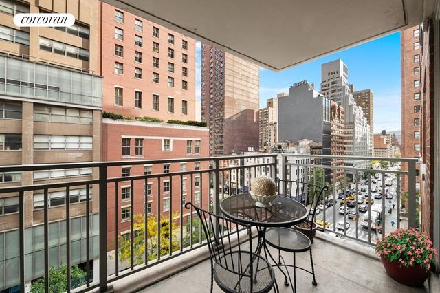 $865,000 | 132 East 35th Street, Unit 6G | Murray Hill