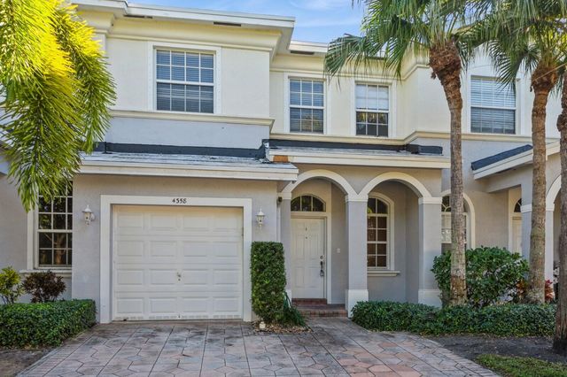 $455,750 | 4358 Legacy Court | Delray Beach