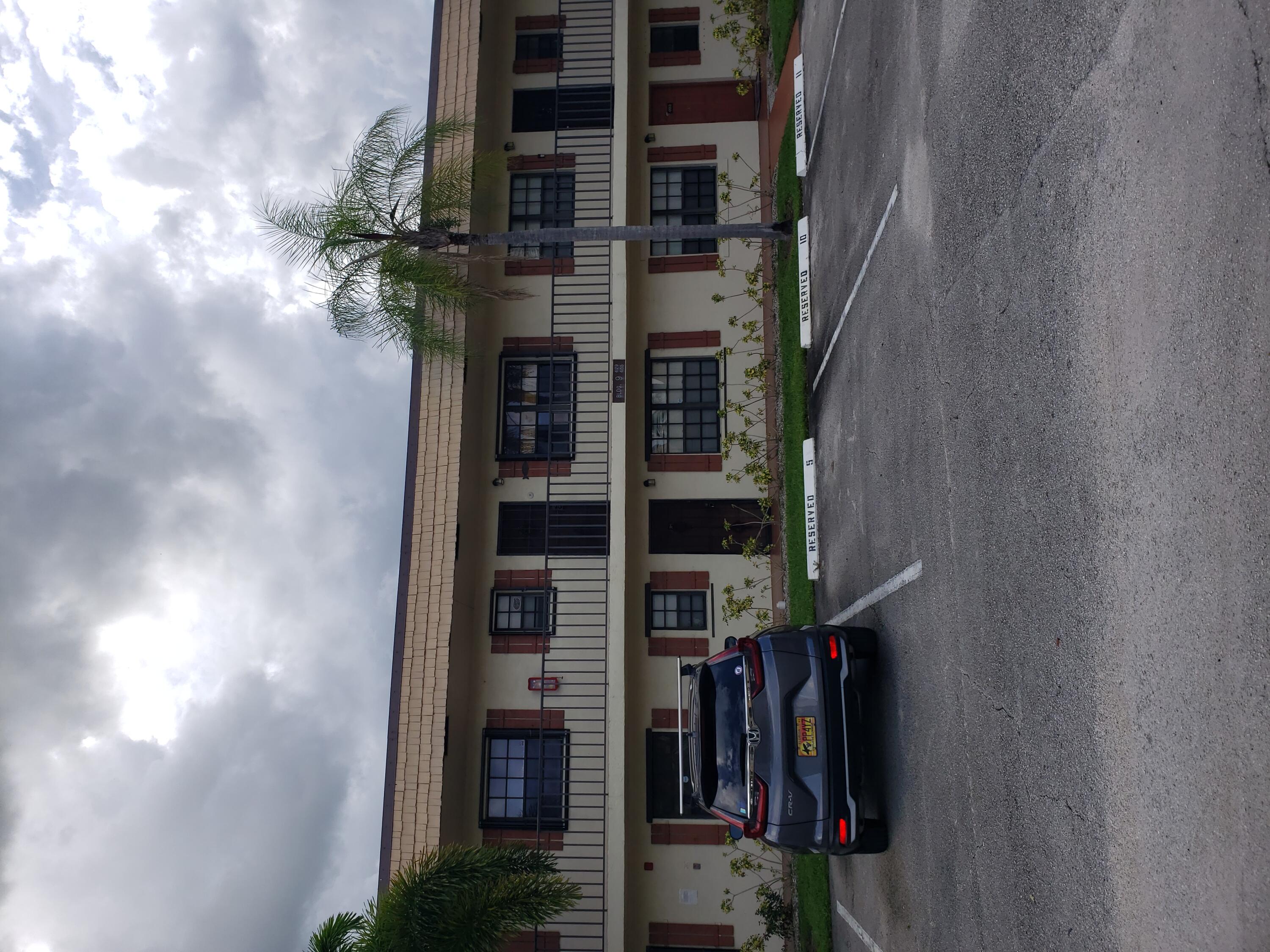 a car parked in front of a building