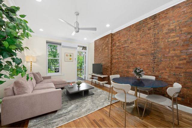 $950,000 | 681 Union Street, Unit D | Park Slope