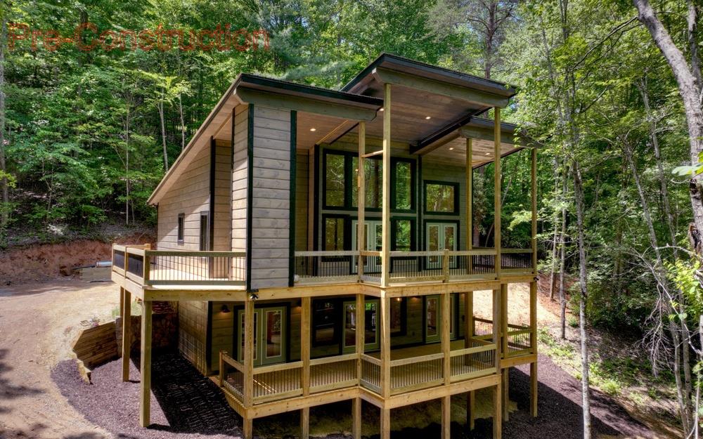 a view of house with a outdoor space