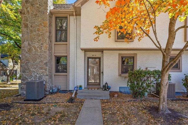 $275,000 | 6516 West 49th Street | Shawnee Mission