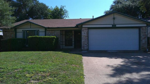 $297,500 | 110 Countryside Drive | Southeast Central Arlington