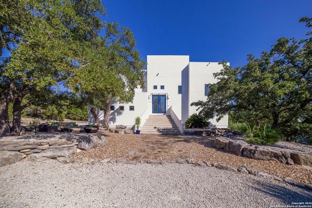 $859,000 | 1201 Post Oak Drive | South Canyon Lake