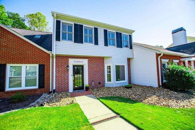 $289,900 | 117 Old Mill Court | Carrollton