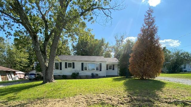 $259,000 | 302 Meadow Drive | Shelbyville