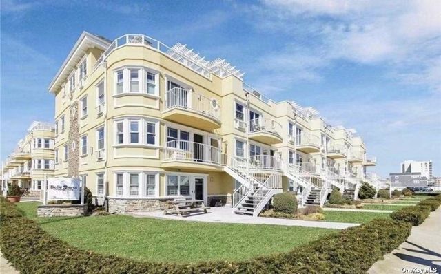 $548,000 | 164 Beach 101st Street, Unit 15A | Rockaway Beach