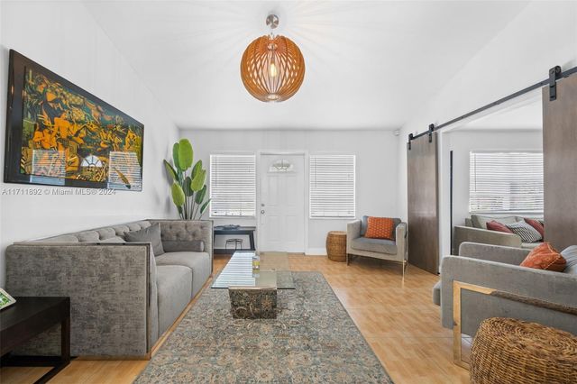 $3,800 | 2610 McKinley Street | North Central Hollywood