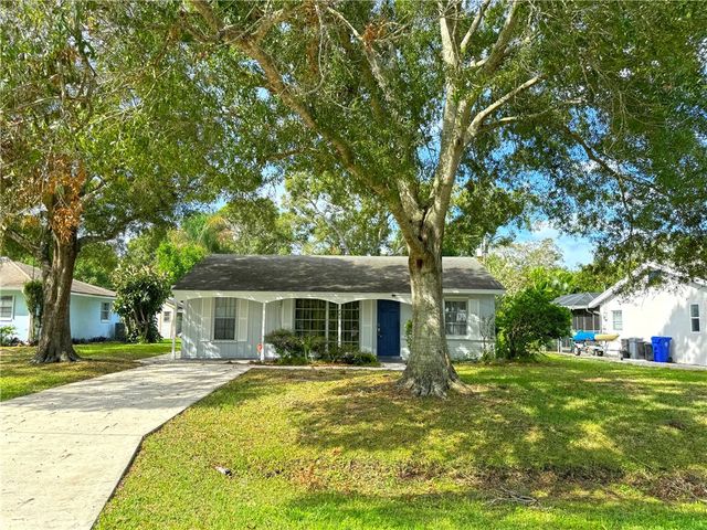 $330,000 | 1445 29th Avenue | Vero Beach