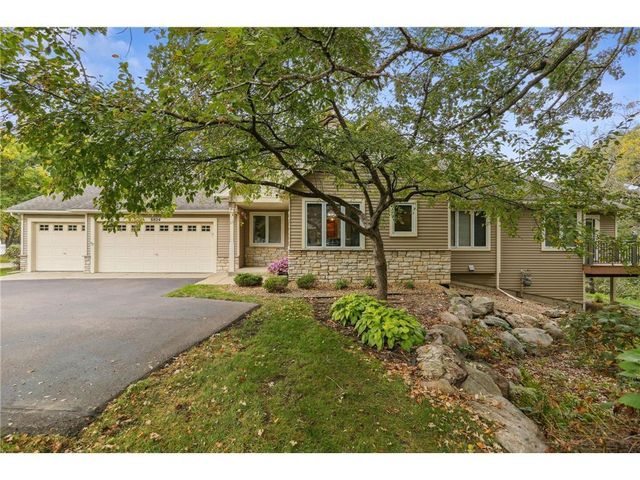 $525,000 | 8824 Stonebrooke Trail | Wedgewood Heights