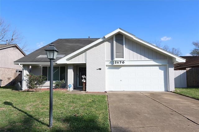 $274,500 | 2170 Fort Laramie Drive | Sundown