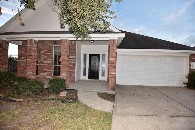 $369,310 | 5801 Vineyard Hill Drive | Pearland