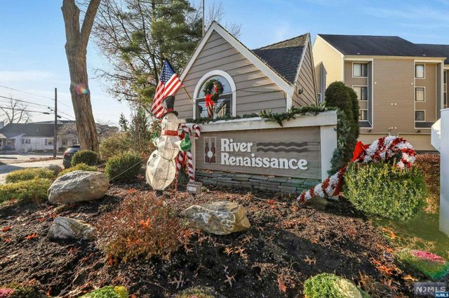 $479,999 | 309 River Renaissance | East Rutherford