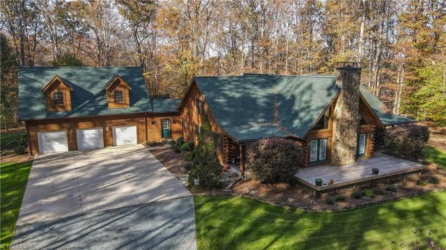 $897,450 | 3767 Piney Mountain Road | Sauratown Township - Stokes County