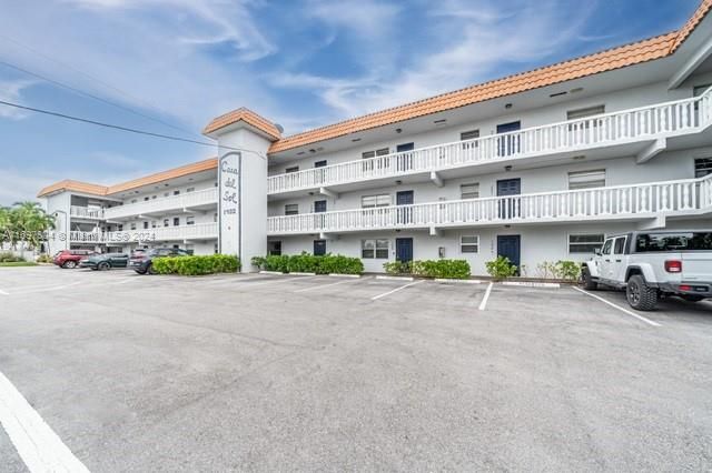 $219,000 | 1400 Northeast 57th Street, Unit 205 | Coral Ridge Isles