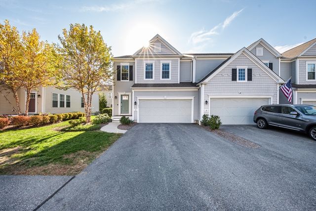 $879,900 | 17 Chestnut Creek | South Weymouth